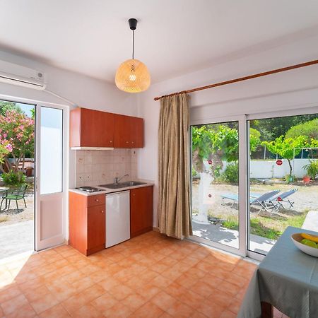 Tselios Apartments & Studios Kiotari Cameră foto